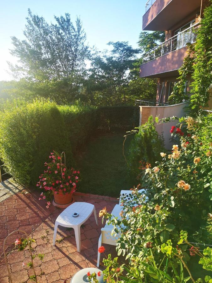 Seaview Apartment Complex Karia 卡瓦尔纳 外观 照片